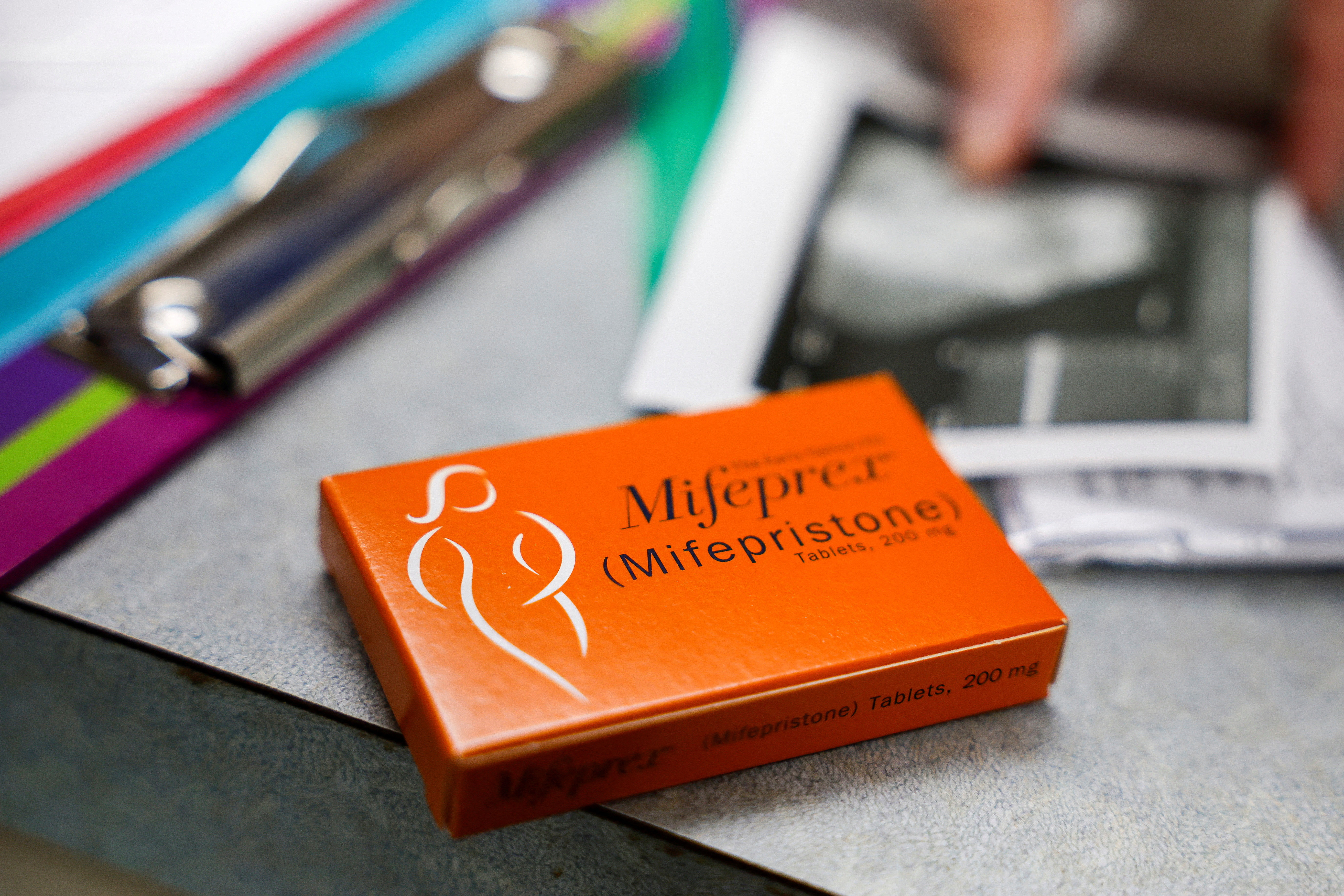 ▲美國上訴法院裁定限制墮胎藥「美服培酮」（mifepristone）獲取管道。（圖／路透）
