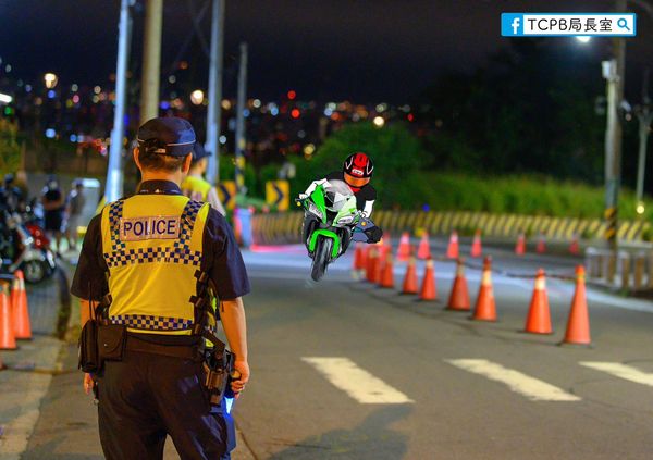 ▲▼             台中市警局跟上「山道猴子」流行，PO文呼籲勿玩命競速。（圖／翻攝自TCPB局長室臉書）