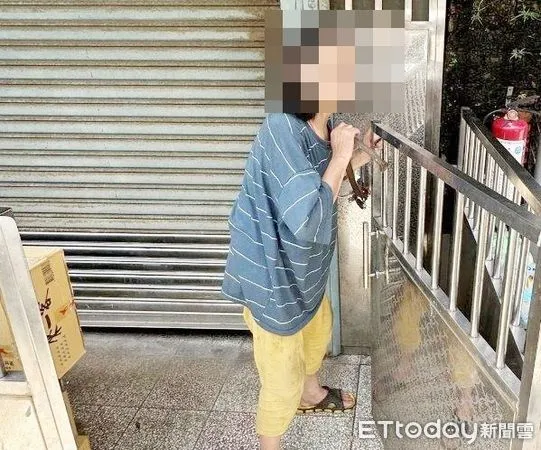 ▲桃園市平鎮地區解姓婦人被查出欠繳2年汽車燃料稅費，桃園分署強制執行前查出，解婦無業且失智，疑似被長子登記為人頭車主，並非實際使用者。（圖／記者沈繼昌翻攝）