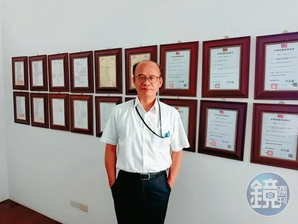 氣凝膠業者、崑山科大教授陳建宏，研究氣凝膠多年，擁有不少專利。