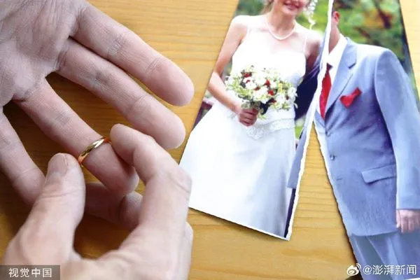 ▲▼大陸「罵醒戀愛腦」服務月收入達29萬。（圖／翻攝微博）