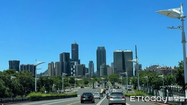 ▲▼高雄,亞灣2.0,豪宅,房價,信義房屋,IC設計             。（圖／記者張雅雲攝）