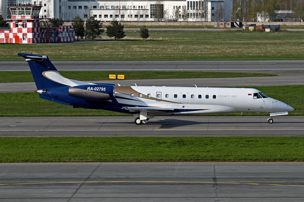 ▲▼巴西航空工業公司（Embraer）旗下「萊格賽600」（Embraer Legacy 600）。（圖／路透）