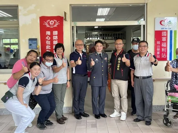 ▲▼退輔會岡山榮家特別與國防部褔利處攜手合作，於岡山榮家內設置「國軍褔利站」。（圖／國防部福利處提供）