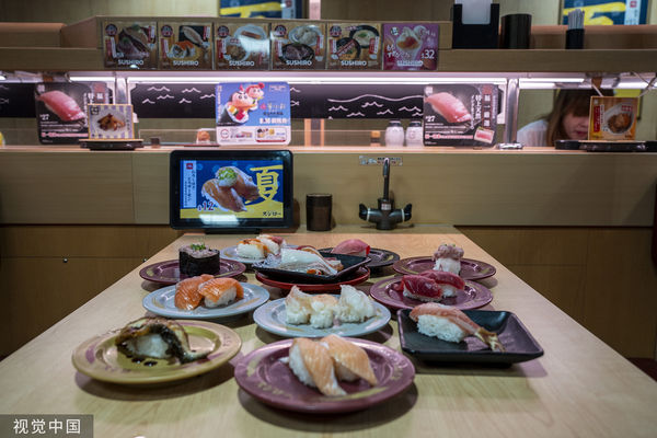 ▲香港餐廳及超市內販售的生魚片料理。（圖／CFP）