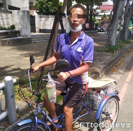 ▲▼一名身障男子在大雨走失，警方遍尋不著，結果5天後，男子竟出現在員警面前，該地距離男子住家長達14公里。（圖／警方提供，下同）