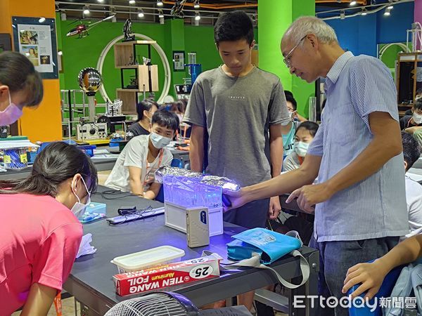 ▲台塑企業期望透過科學精神與永續精神的結合，使雲林學生在培養  科學興趣之餘，亦能對家鄉的環境永續有更多關注。（圖／記者蔡佩旻攝）