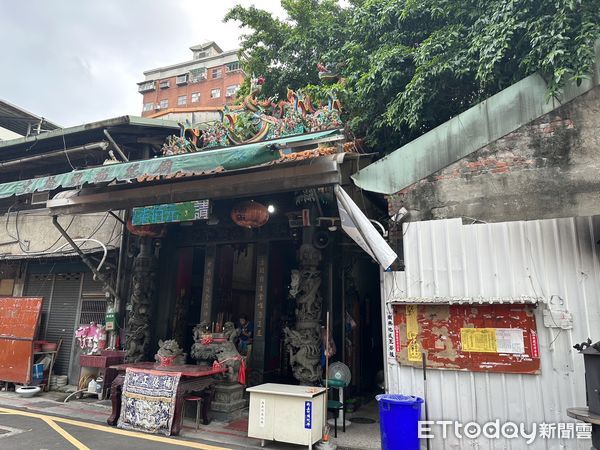 ▲▼大同區迪化街二段的「大橋頭福德廟」，已有超過240年歷史，目前被劃入都更。（圖／記者賴志昶攝）