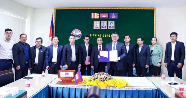 ▲▼天逸與柬埔寨商務部正式簽約。（圖／業者提供）