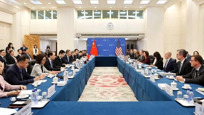▲▼大陸商務部長王文濤28日在北京與到訪的美國商務部長雷蒙多舉行會談。（圖／大陸商務部網站）