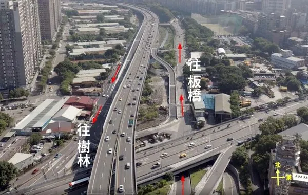 ▲▼板城路調整為配對單行道。（圖／新北市政府提供）