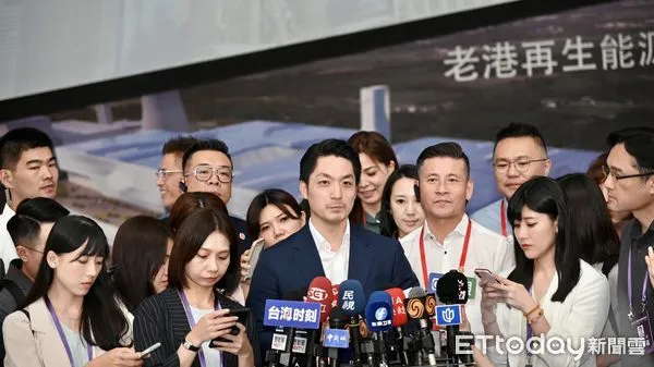 ▲▼蔣萬安赴上海參加雙城論壇。（圖／記者趙禕攝）