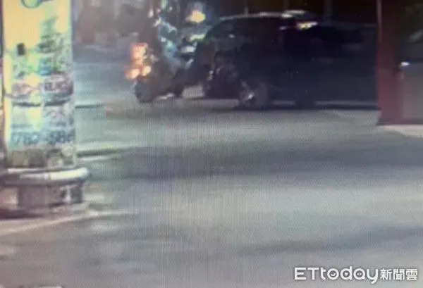 ▲▼北市1名男子酒後騎乘共享機車返家，沒想到卻自撞造成脖子骨折。（圖／記者邱中岳翻攝）