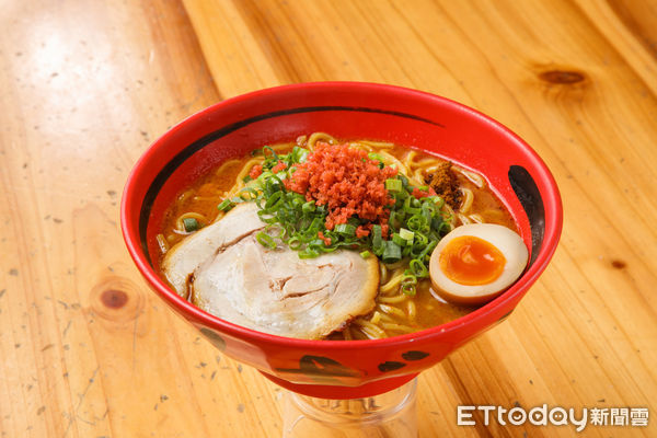 ▲北海道えびそば一幻 - 鮮蝦味噌拉麵。（圖／承億酒店提供）