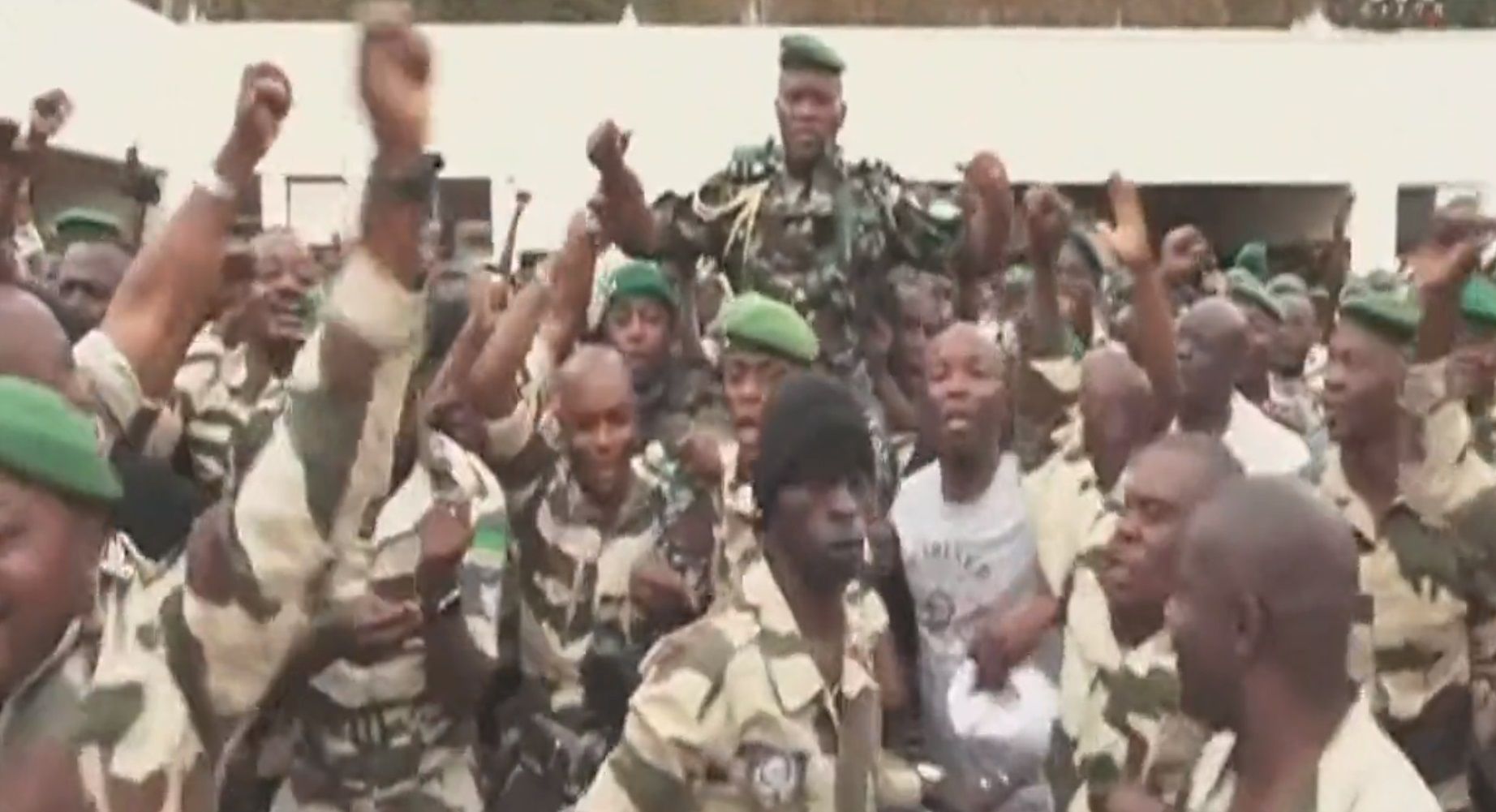 ▲共和國衛隊指揮官恩古瑪（Brice Oligui Nguema）將軍擔任加彭過渡總統。（圖／翻攝推特）