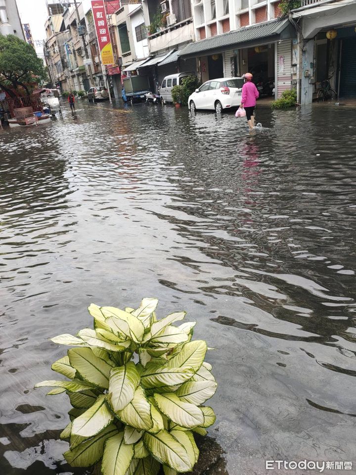 ▲▼屏東淹水。（圖／民眾提供）
