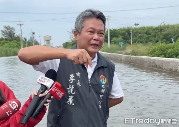 ▲口湖萡子寮海水倒灌。（圖／記者蔡佩旻翻攝）