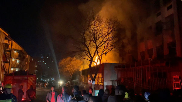 ▲▼約翰尼斯堡建物惡火74死61傷（Johannesburg）。（圖／路透社）