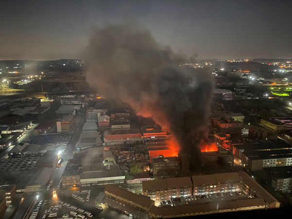 ▲▼約翰尼斯堡建物惡火74死61傷（Johannesburg）。（圖／路透社）