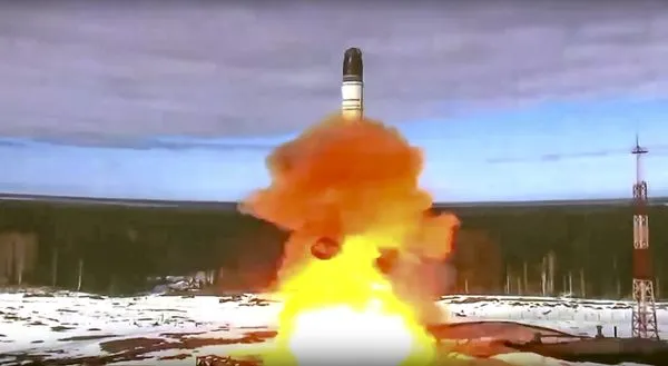 ▲▼ 俄羅斯國防部2022年4月宣布成功試射薩爾馬特洲際彈道飛彈。（圖／達志影像／美聯社）