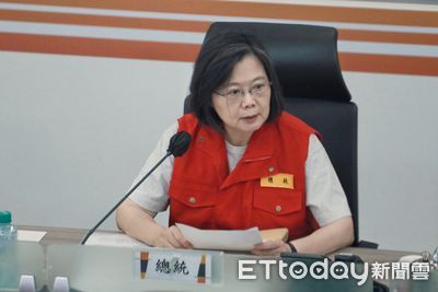 快訊/蔡英文今晨視察災防中心 指示「中央地方協力防颱」