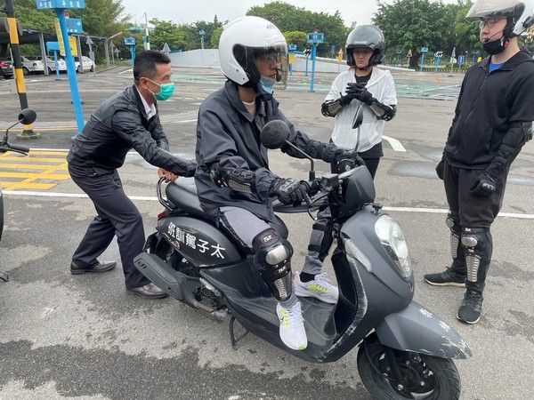 ▲機車道路安全駕駛訓練，最高可獲得2,500元補助