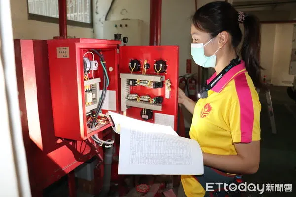 ▲勞動部鼓勵婦女再就業，2寶媽陳囿蓉至雲嘉南分署職前訓練，訓後成功跨入消防安全設備領域。（圖／記者林東良翻攝，下同）