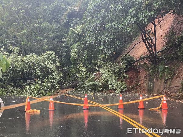 ▲▼彰化午後暴雨，員林又淹了。（圖／記者唐詠絮翻攝）