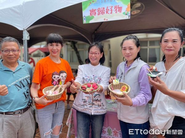 ▲「2023斗南木藝生活節」揭開序幕，將斗南在地產業「木藝」結合農特產、商圈，副縣長謝淑亞說，雲林是一本好書，斗南是非常重要的篇章，大家努力讓故鄉的美好被看見。（圖／記者蔡佩旻翻攝）