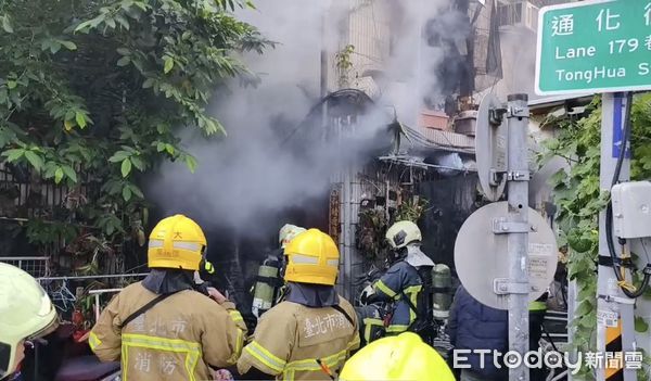 ▲▼        北市通化街民宅火警     。（圖／記者黃彥傑翻攝）