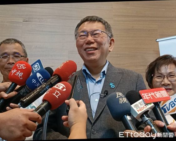 ▲台灣民眾黨總統參選人柯文哲到彰化。（圖／記者唐詠絮攝）
