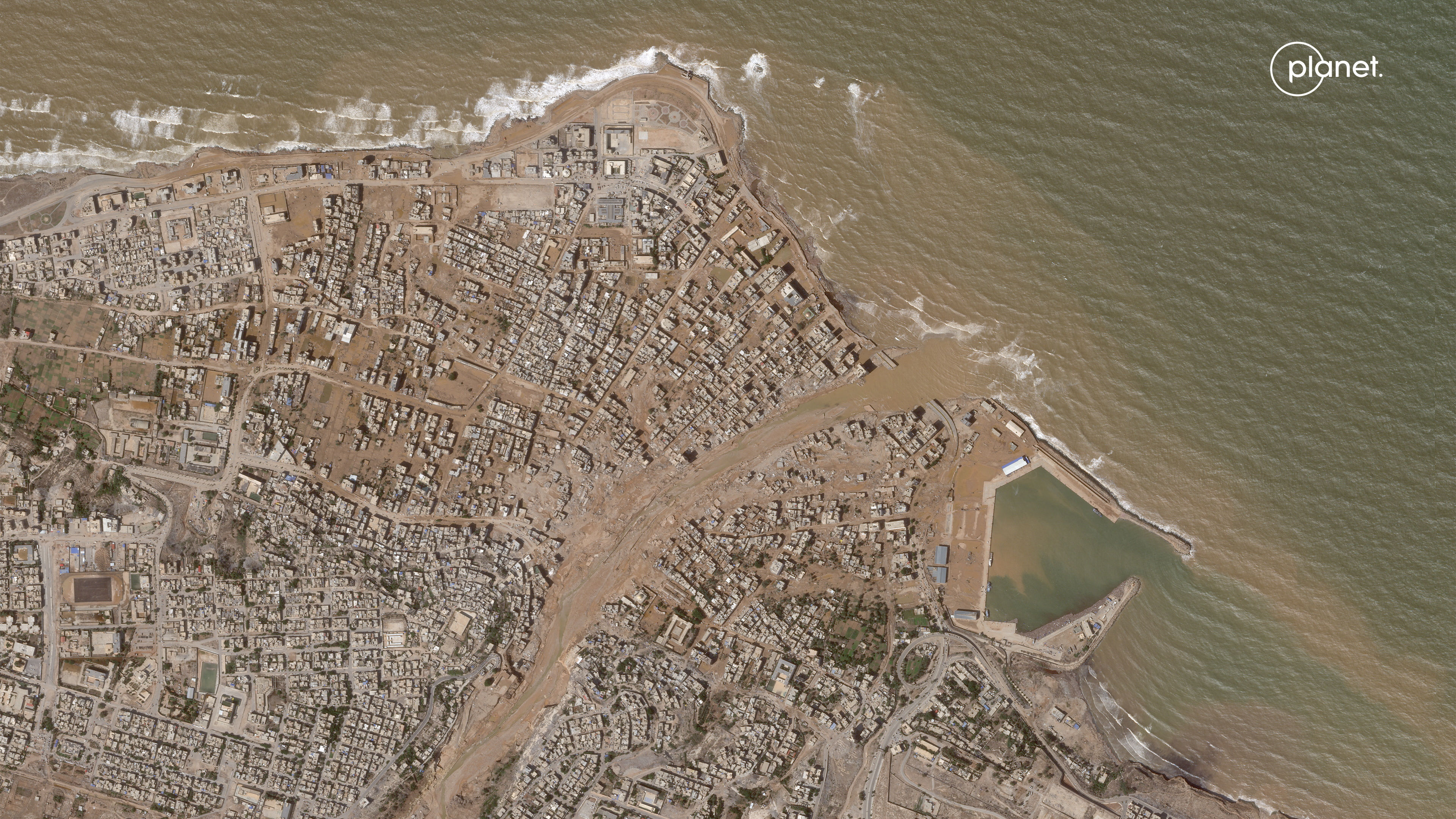 ▲▼利比亞洪水衛星對比照。（圖／路透）