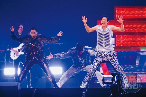 在2019年演唱會中，王力宏曾展現動感熱舞的一面。