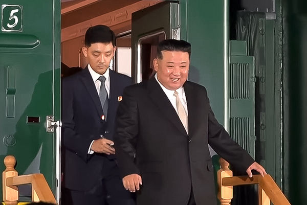 ▲▼北韓領導人金正恩搭乘綠皮防彈列車「太陽號」抵達俄羅斯。（圖／達志影像／美聯社）