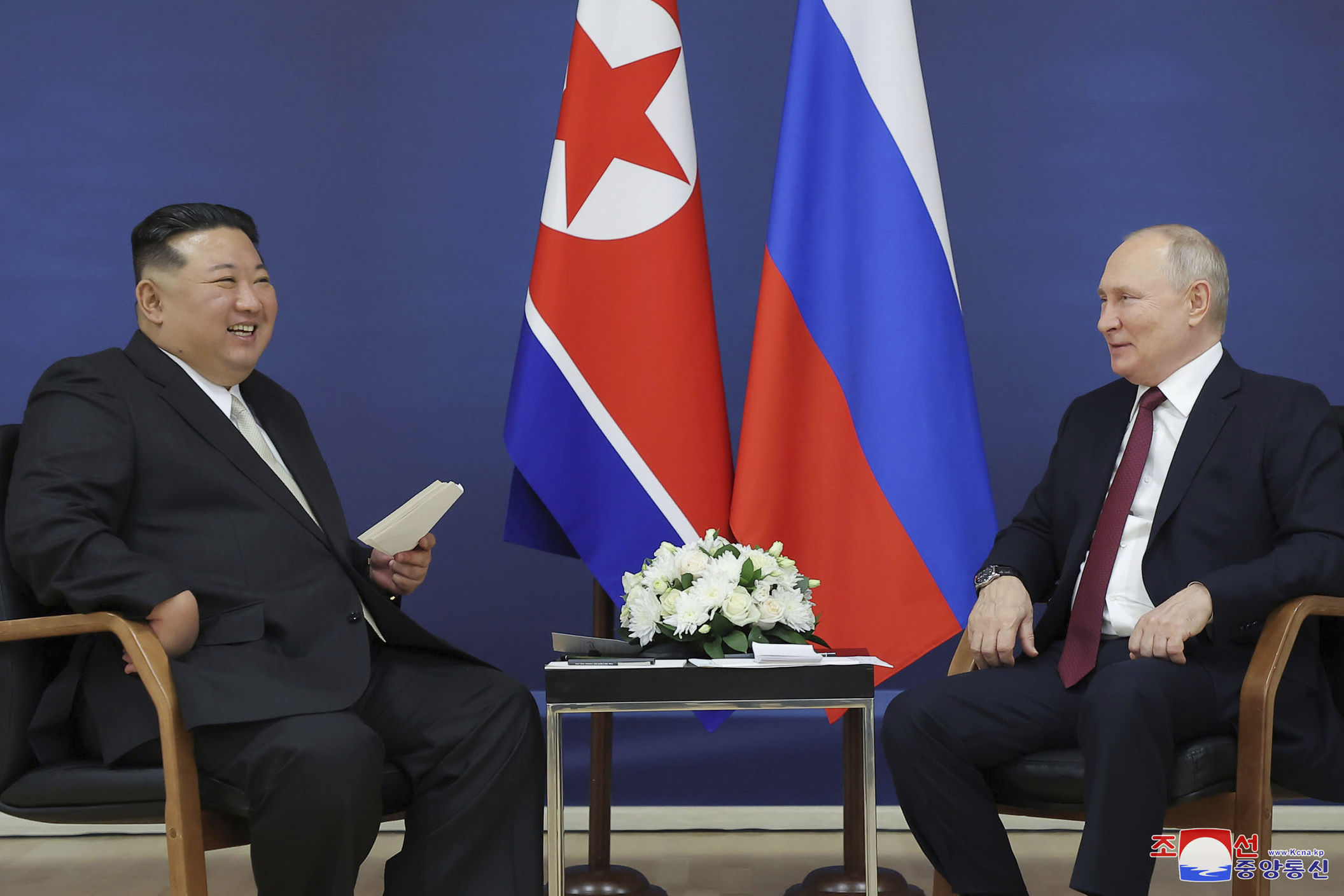 ▲▼ 北韓最高領導人金正恩出訪俄羅斯，與俄總統普丁進行會談。（圖／達志影像／美聯社）