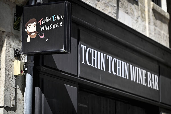 ▲▼  法國熱門餐廳Tchin Tchin Wine Bar爆發肉毒桿菌中毒事件。（圖／達志影像／美聯社）