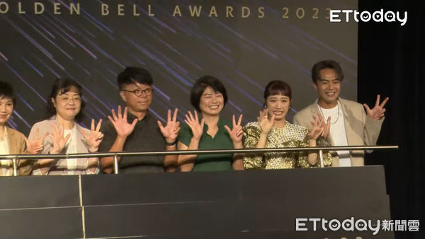 ▲LULU撞到頭。（圖／ETtoday）