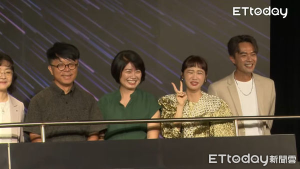 ▲LULU撞到頭。（圖／ETtoday）