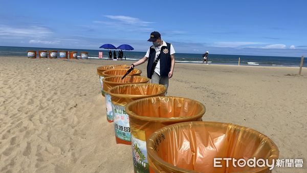 ▲新北貢寮海祭登場 瑞芳警強化反偷拍。（圖／記者郭世賢翻攝）