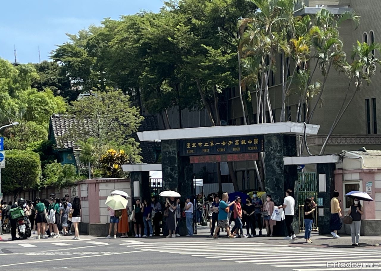 北一女國文老師班級群組傳蔣萬安演講片「讚技巧」 網吵翻