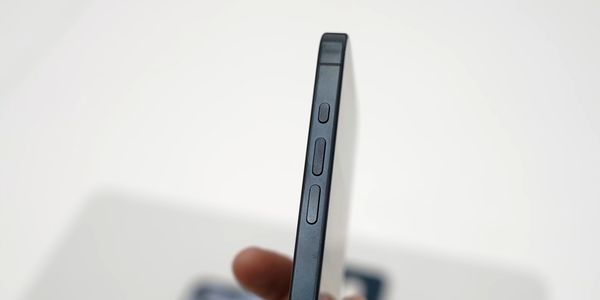 ▲iPhone 15系列爆出卡指紋爭議。（圖／取自appuals）