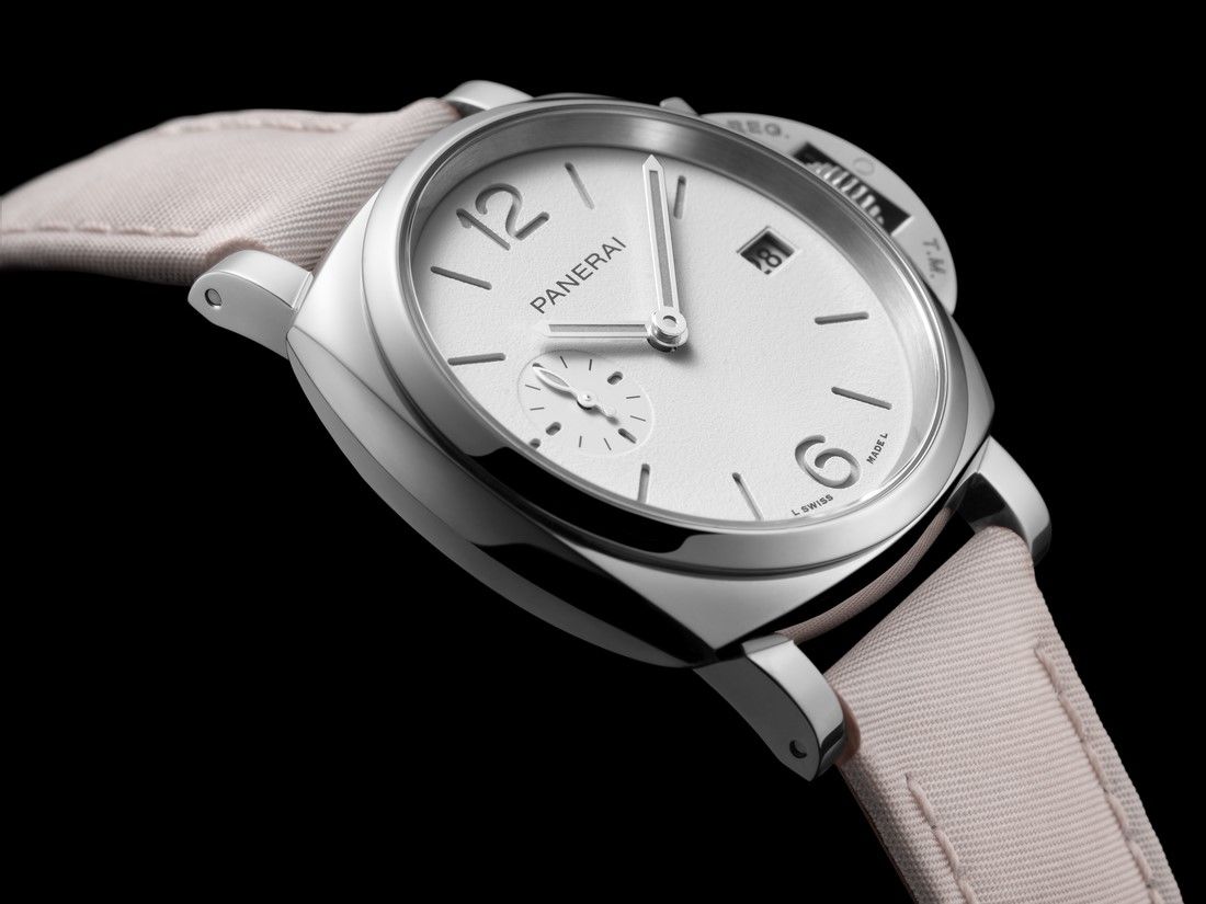 沛納海攜手Prada造時尚女錶　粉紅錶帶、K金材質入列 | ET Fas