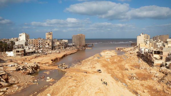 ▲▼利比亞洪災，水壩潰堤導致下游德納市（Derna）傷亡慘重，國際搜救與人道主義援助。（圖／路透）