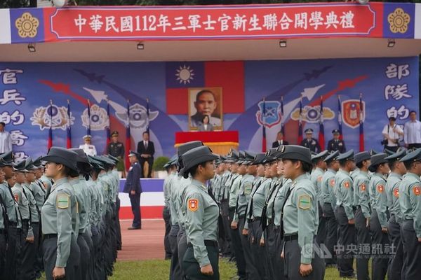 黃竣民／年輕人「不願役」　反中網軍如何變國軍骨幹？