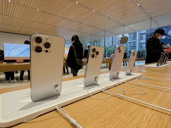 ▲全台手機熱銷冠軍依舊由蘋果iPhone 14蟬聯冠軍。（圖／傑昇通信）