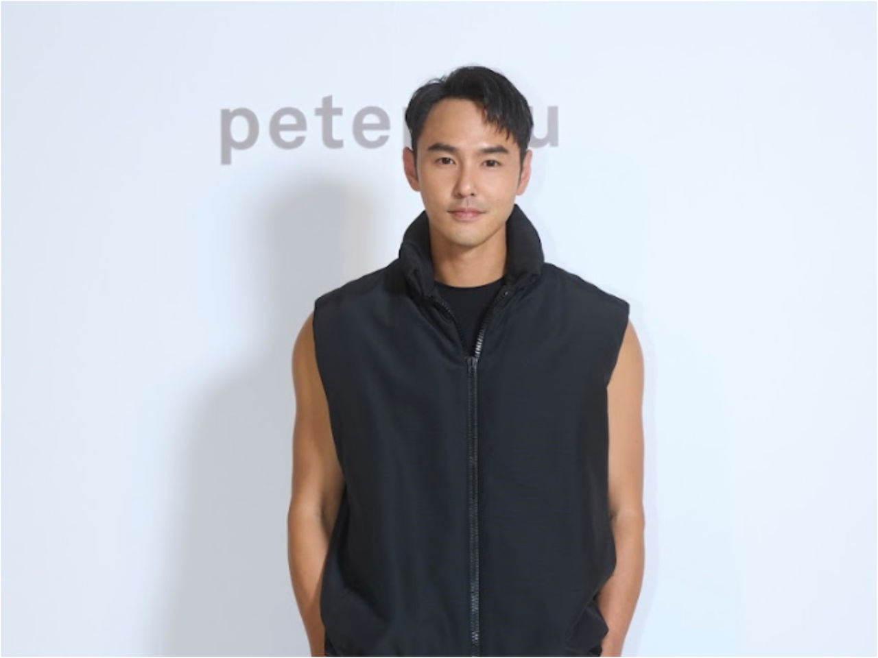 阮經天笑《查無此心》「阿生」沒錢買衣服 穿愛牌peter wu帥回來 | ET Fashion | ETtoday新聞雲