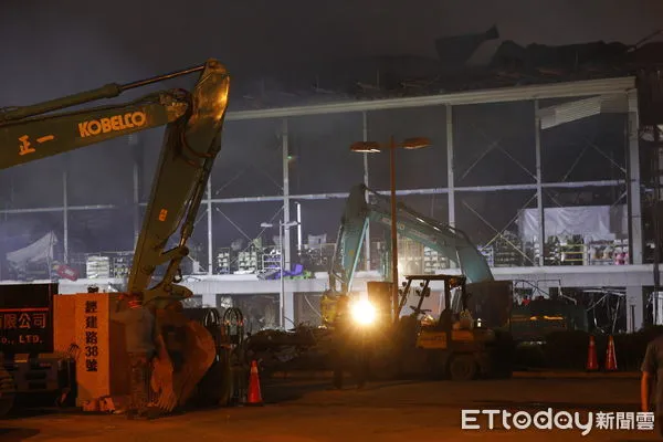 ▲▼明揚大火現場。（圖／記者湯興漢攝）