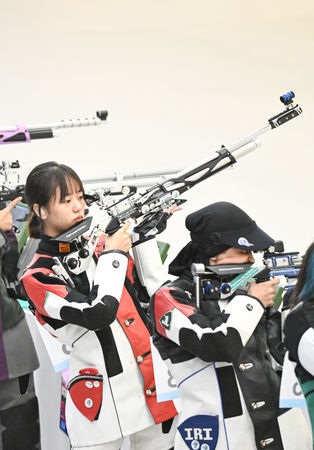 ▲▼中華女子射擊好手林穎欣、陳淇。（圖／中華奧會提供）