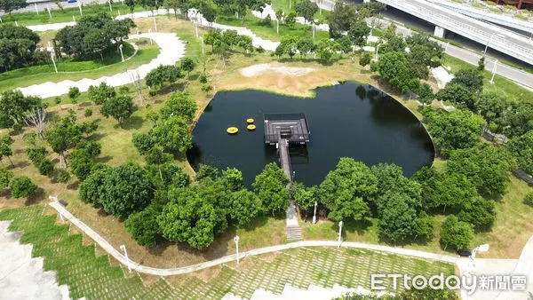 ▲空拍,水湳國際會展中心,臺中國際會展中心,水湳轉運中心,中央公園,科湳愛琴橋,台中中央公園,科湳愛琴橋,台中水湳中央公園,科湳愛琴橋,臺中國際會展中心。（圖／記者謝婷婷攝）