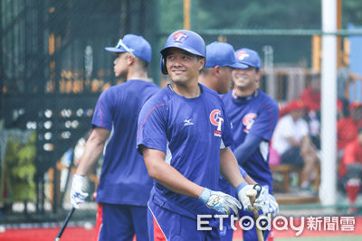 吳念庭落淚不捨西武　想回台灣報答球迷
